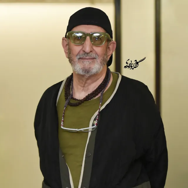 تیپ فرهاد آئیش