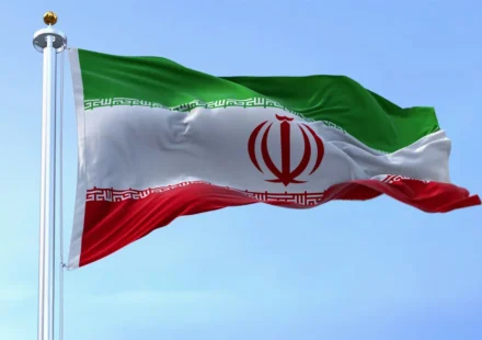 عکس پروفایل پرچم ایران با متن های احساسی برای وطن