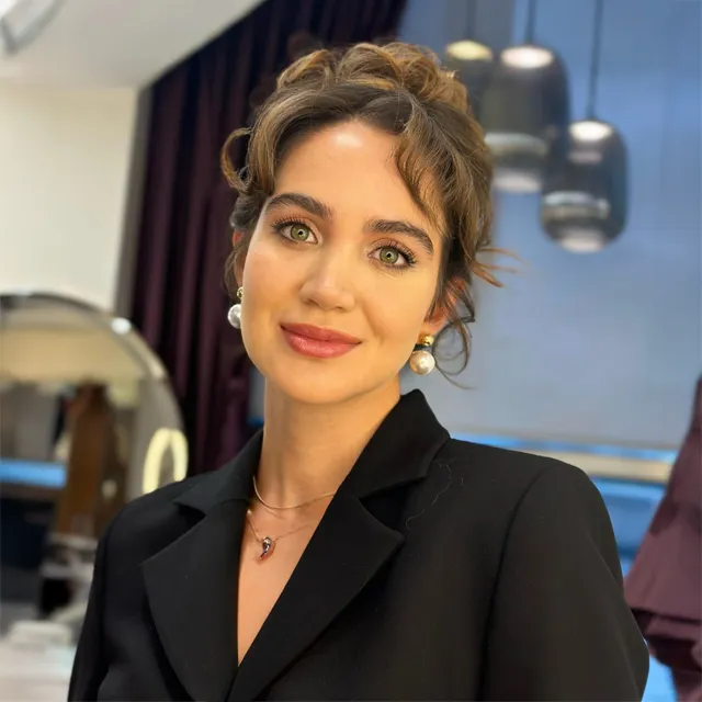 عکس مریح اوزتورک (Merih Öztürk)