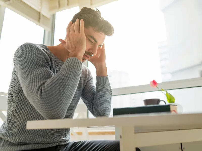 استرس چگونه باعث ریزش مو می شود؟