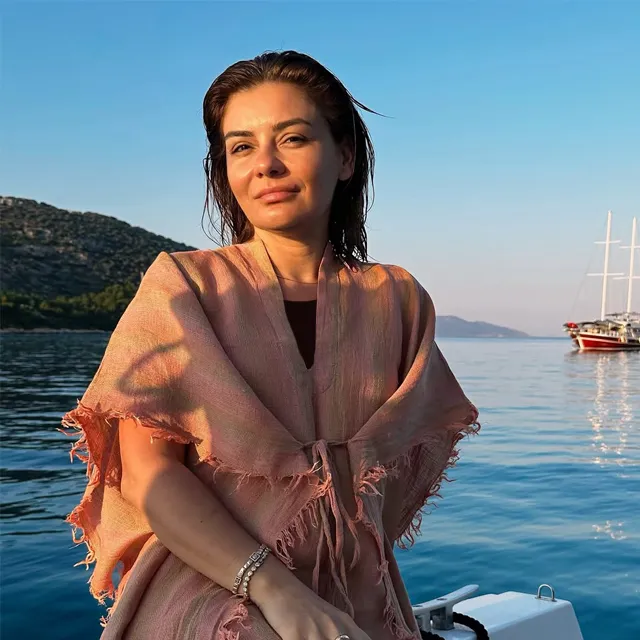 برنا اکر (برنا)