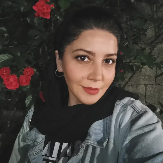 مسیحا احمدزاده