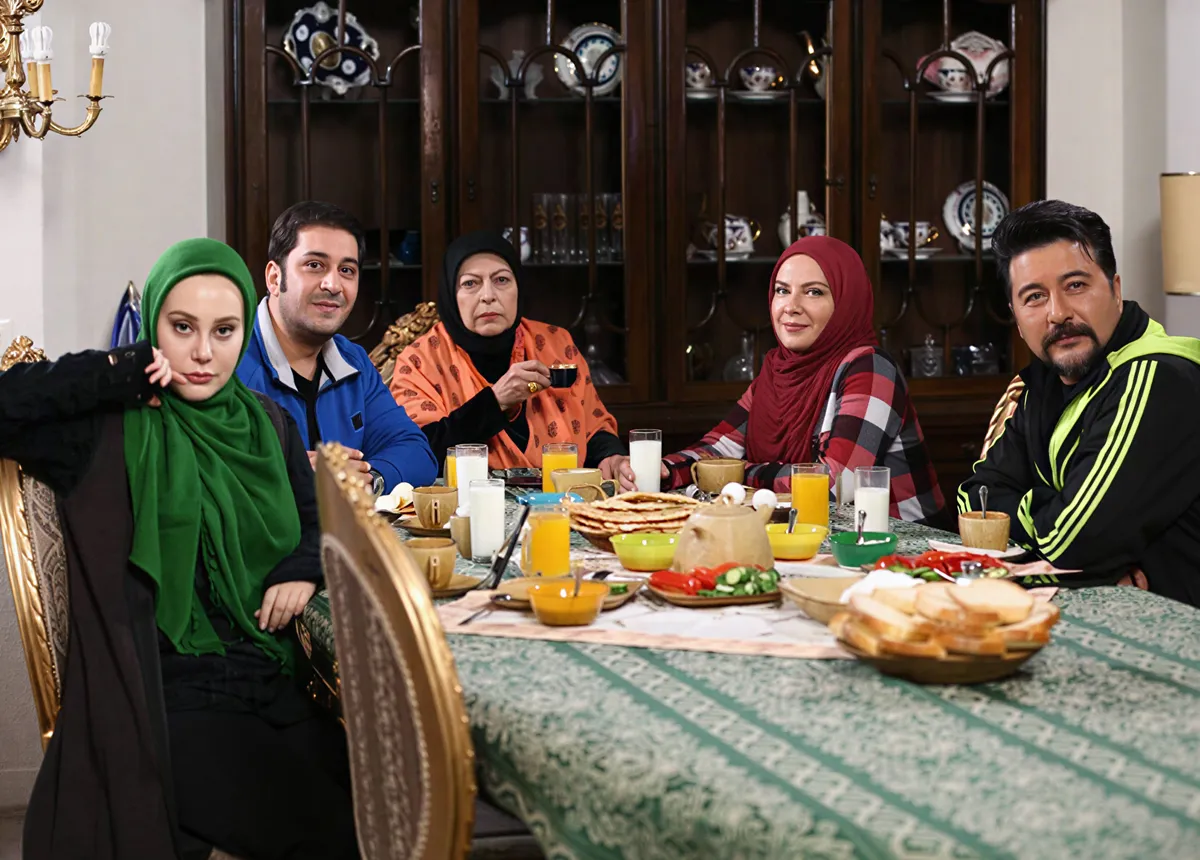بازیگران سریال میراث با عکس و بیوگرافی تمام نقش ها