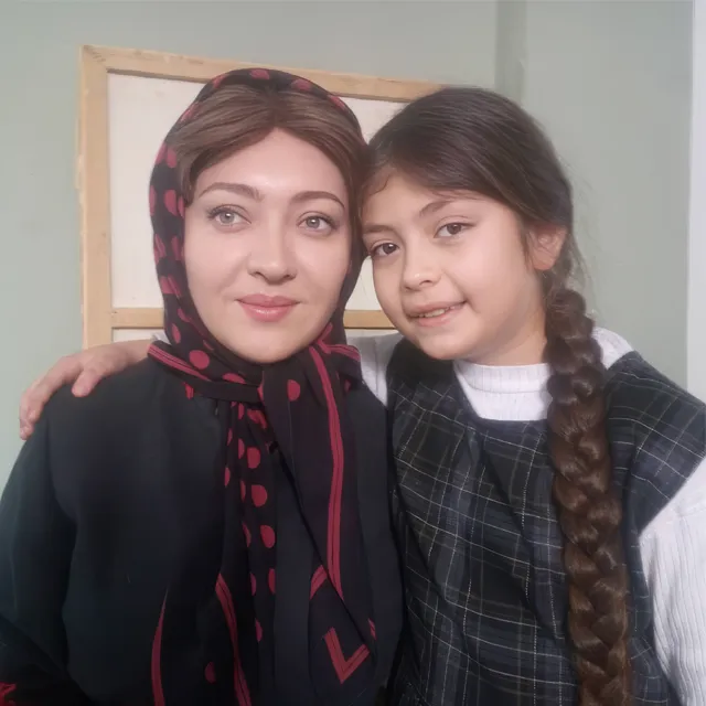 ستایش دهقان و نیکی کریمی