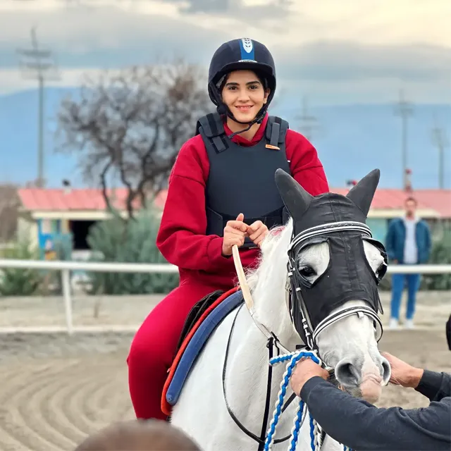 فاطمه خلیلی والیبالیست