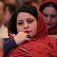 بیوگرافی ژاکلین آواره