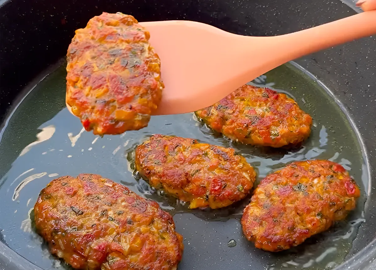 طرز تهیه کتلت کردی با طعمی که غافلگیرتان می ‌کند + ویدیو