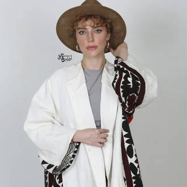 تیپ نگین معتضدی