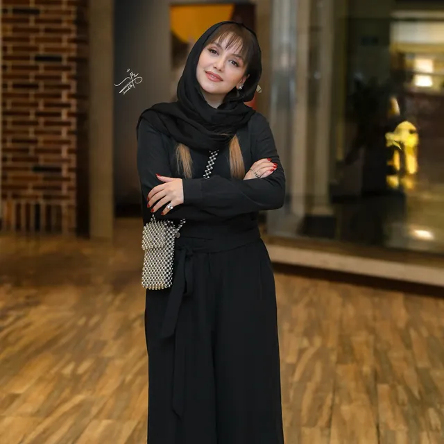 نازنین بیاتی
