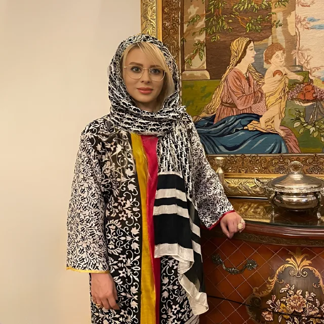 عکس زهرا اویسی بازیگر زن و الان کجاست