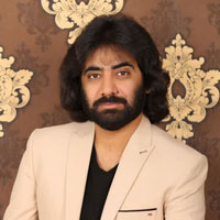 رضا نیک فرجام کیست