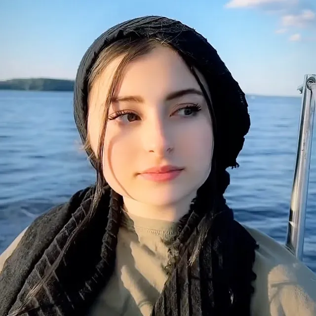 عکس نیکا فرقانی اصلی