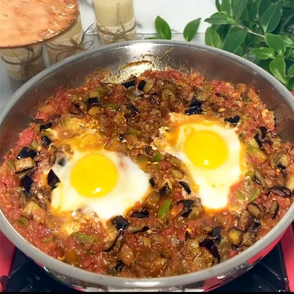 فیلم طرز تهیه املت بادمجان