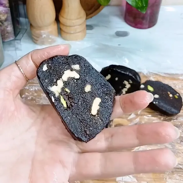 دسر شکلاتی سریع و ساده