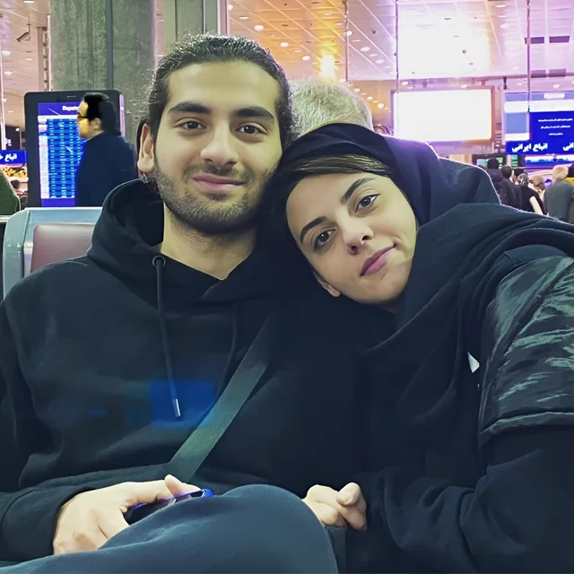 عکس مهسا طهماسبی و برادرش